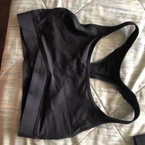 VS Sports Bra